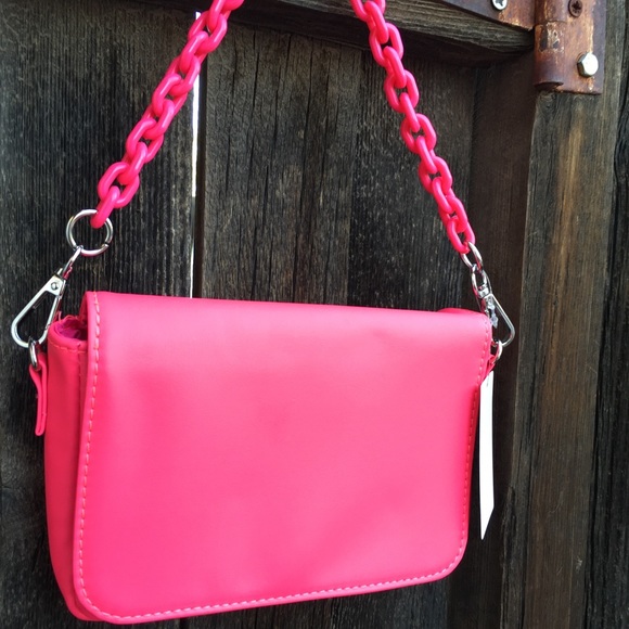 Pink Purse - Picture 2 of 7